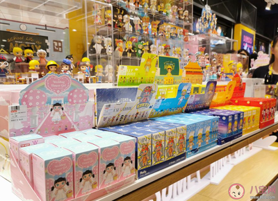 玩具盲盒的魅力與隱憂 如何引導(dǎo)孩子理性消費(fèi)